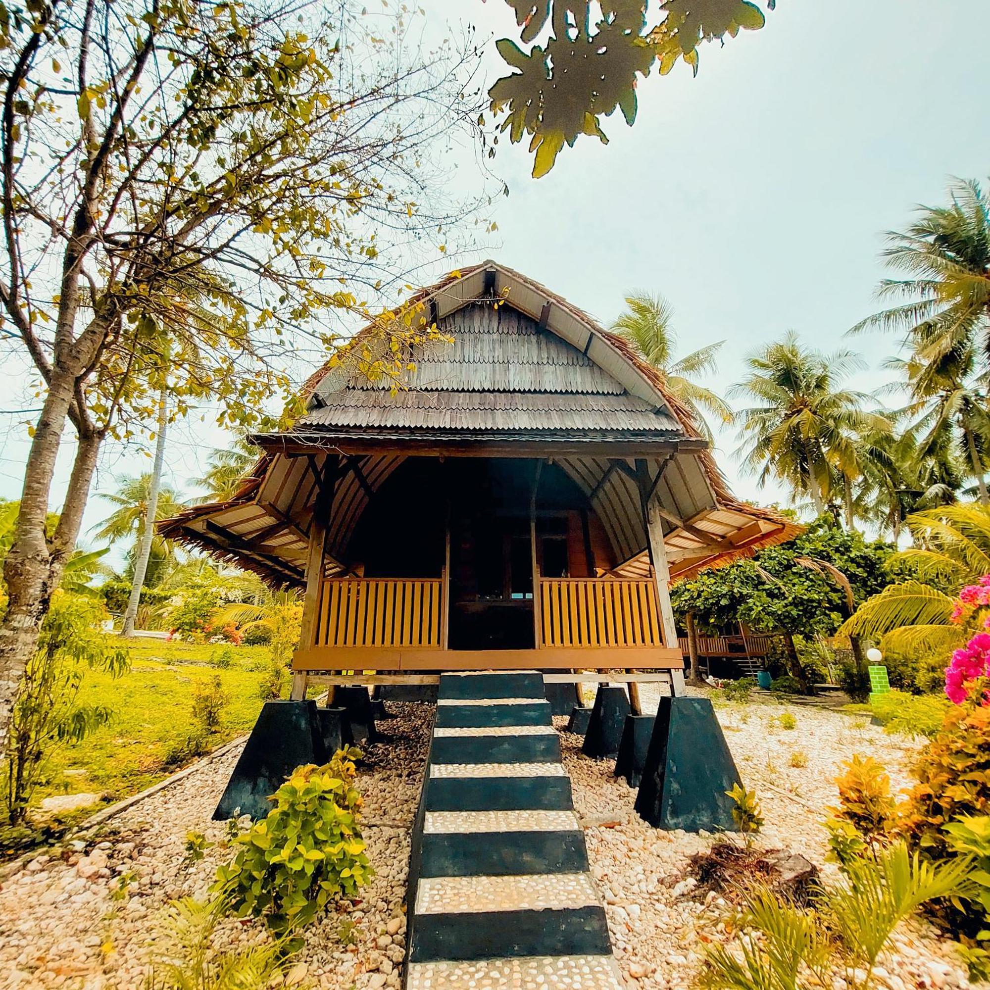 Sunari Beach Resort 2 Padang  Exterior photo