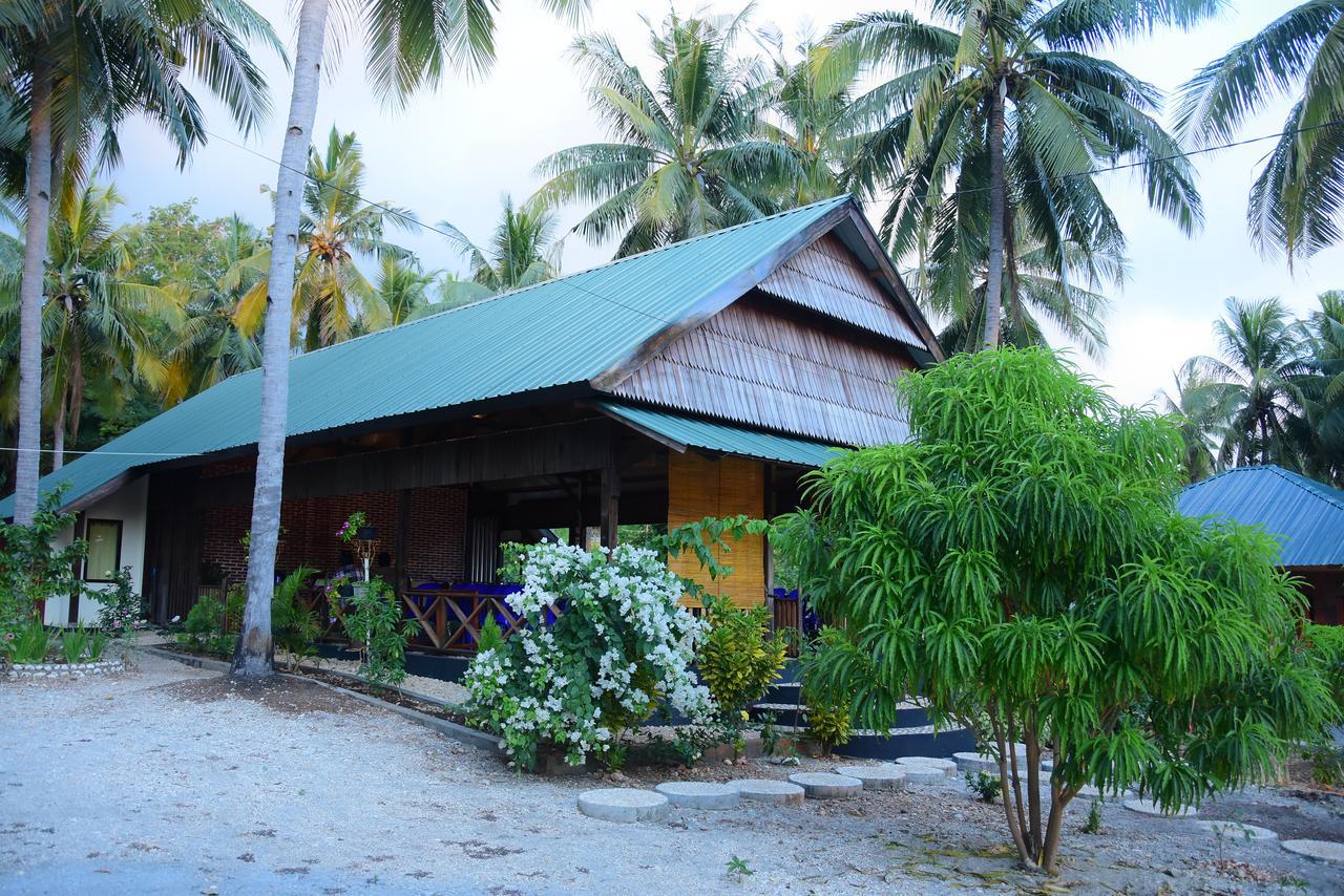 Sunari Beach Resort 2 Padang  Exterior photo